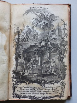 Pietas et Studium.JPG